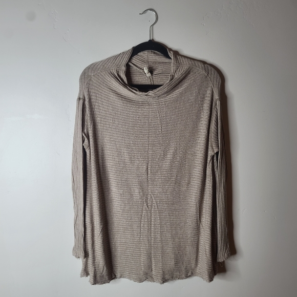 We The Free Lover Ribbed Split Back Pullover Cowl Neck Long Sleeve Size Medium - Picture 2 of 6